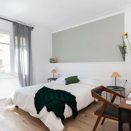 Apartment Casa Cosi - Eixample 4 *